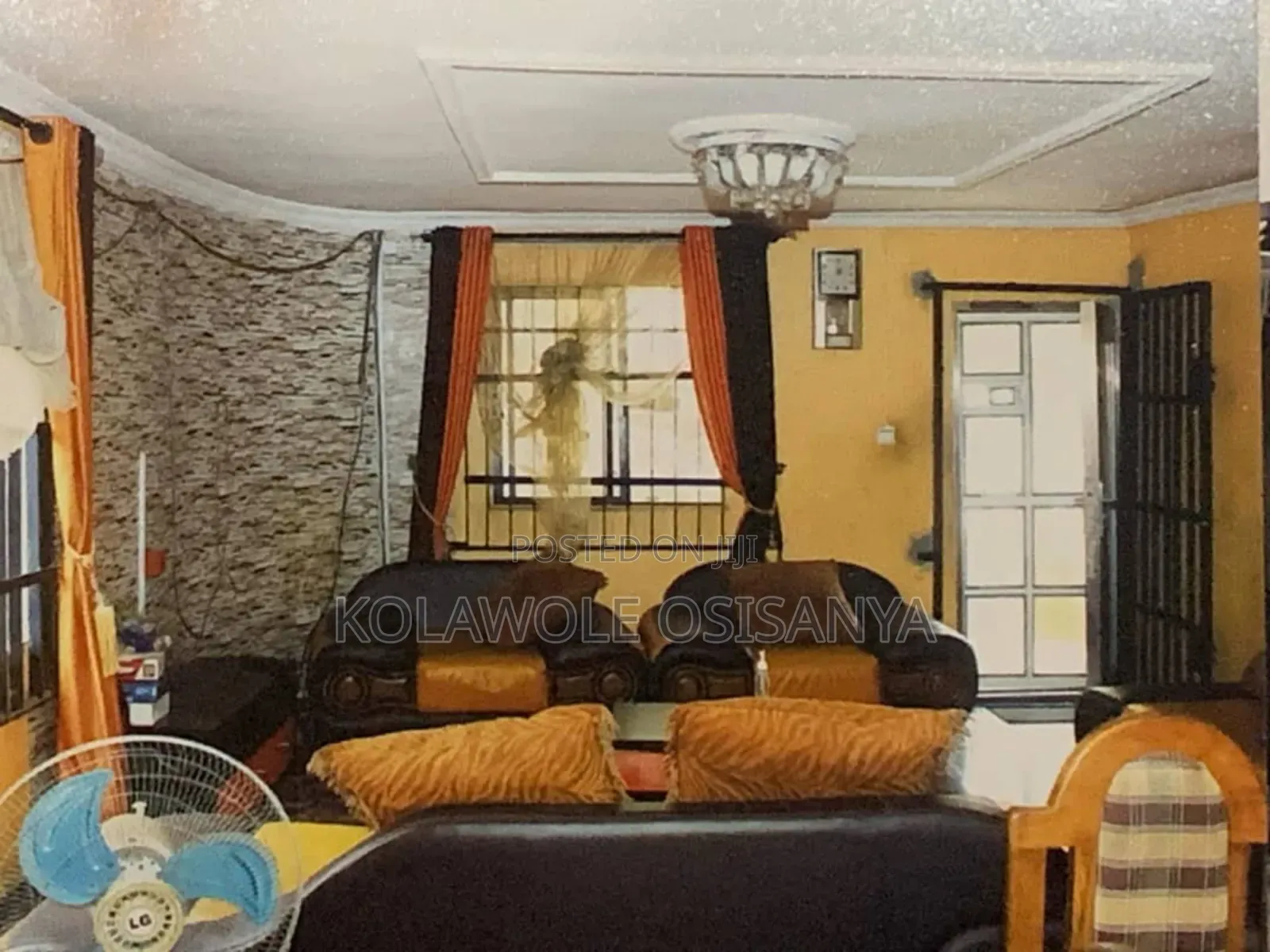 4bdrm Bungalow in Akesan for sale