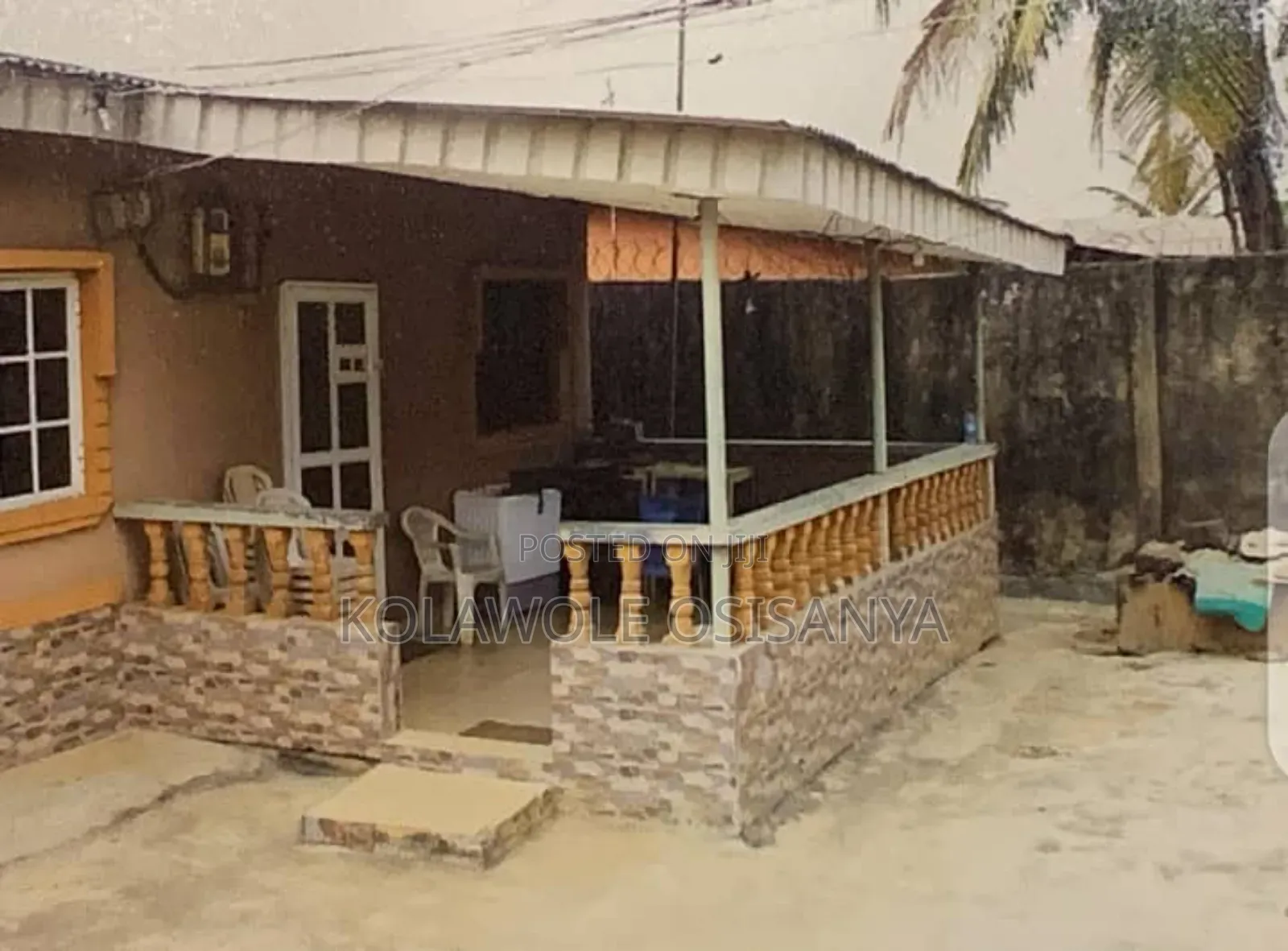 4bdrm Bungalow in Akesan for sale