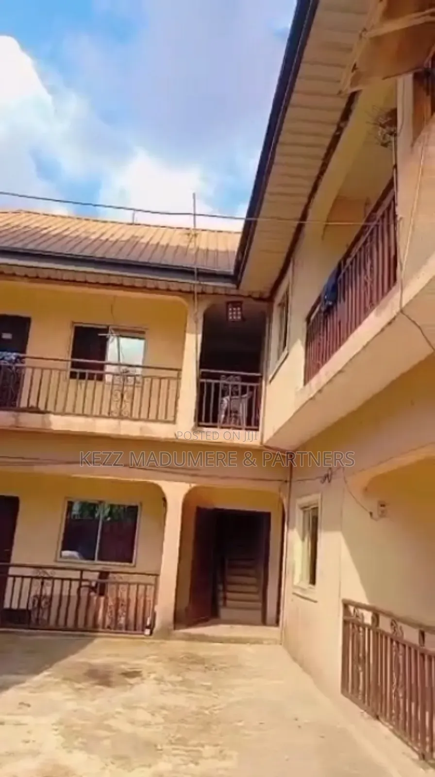 8bdrm Block of Flats in Elikparanwo Port for sale