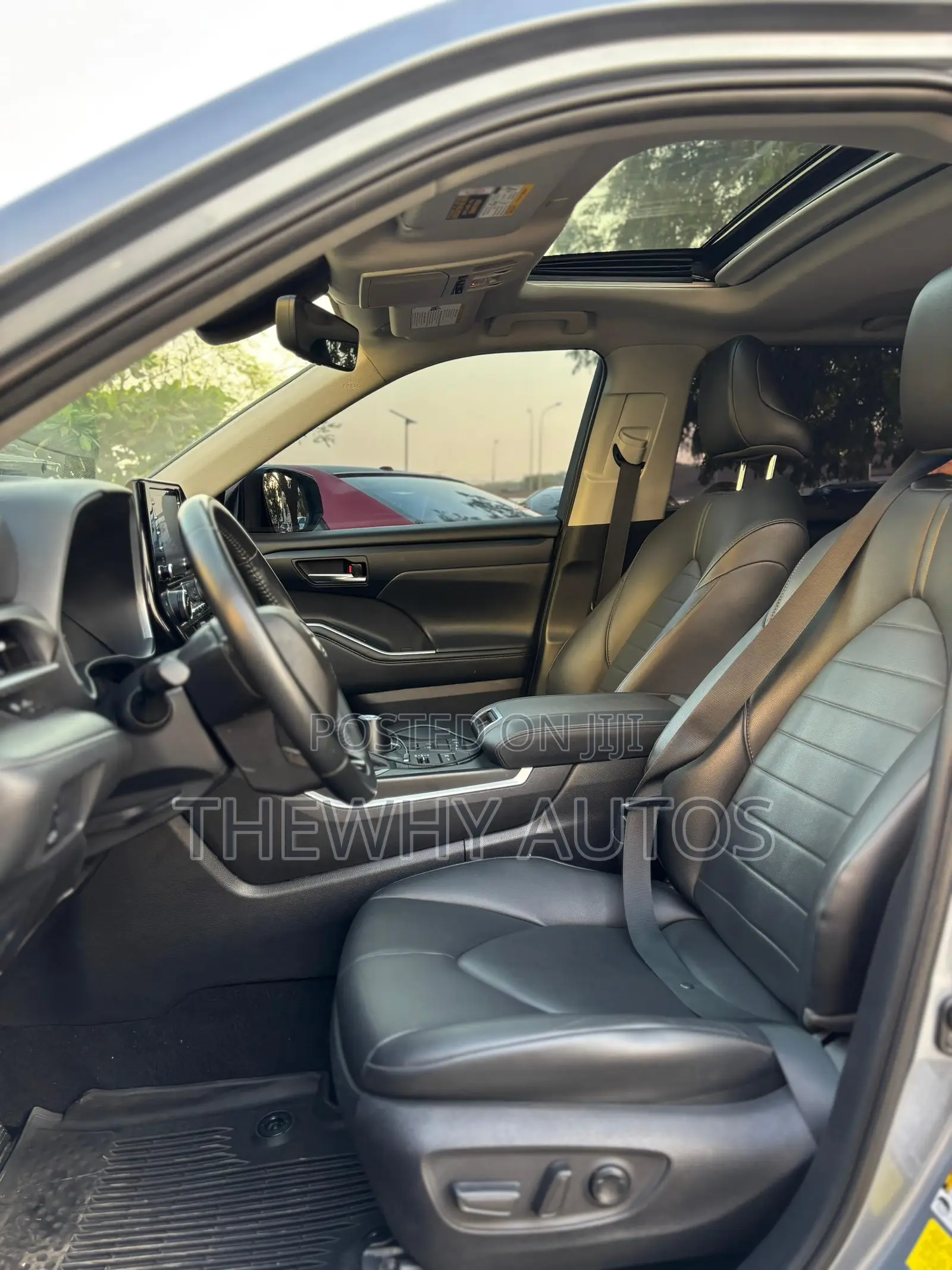 Toyota Highlander XLE AWD 2020 Blue