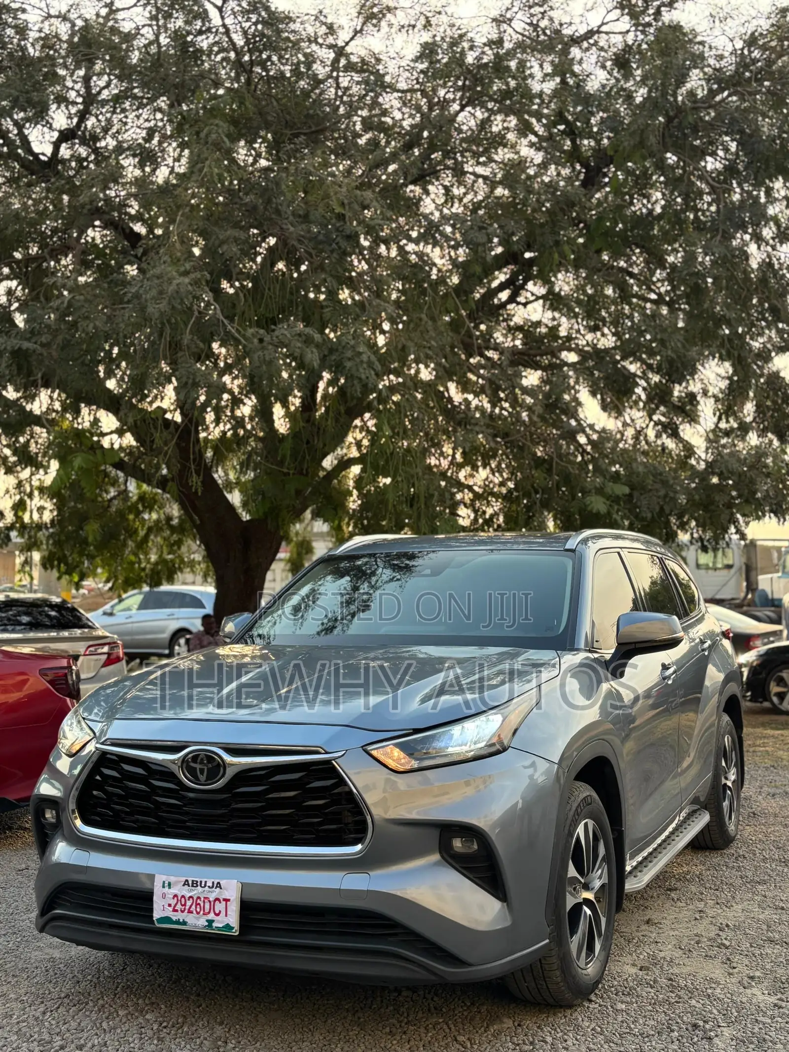 Toyota Highlander XLE AWD 2020 Blue