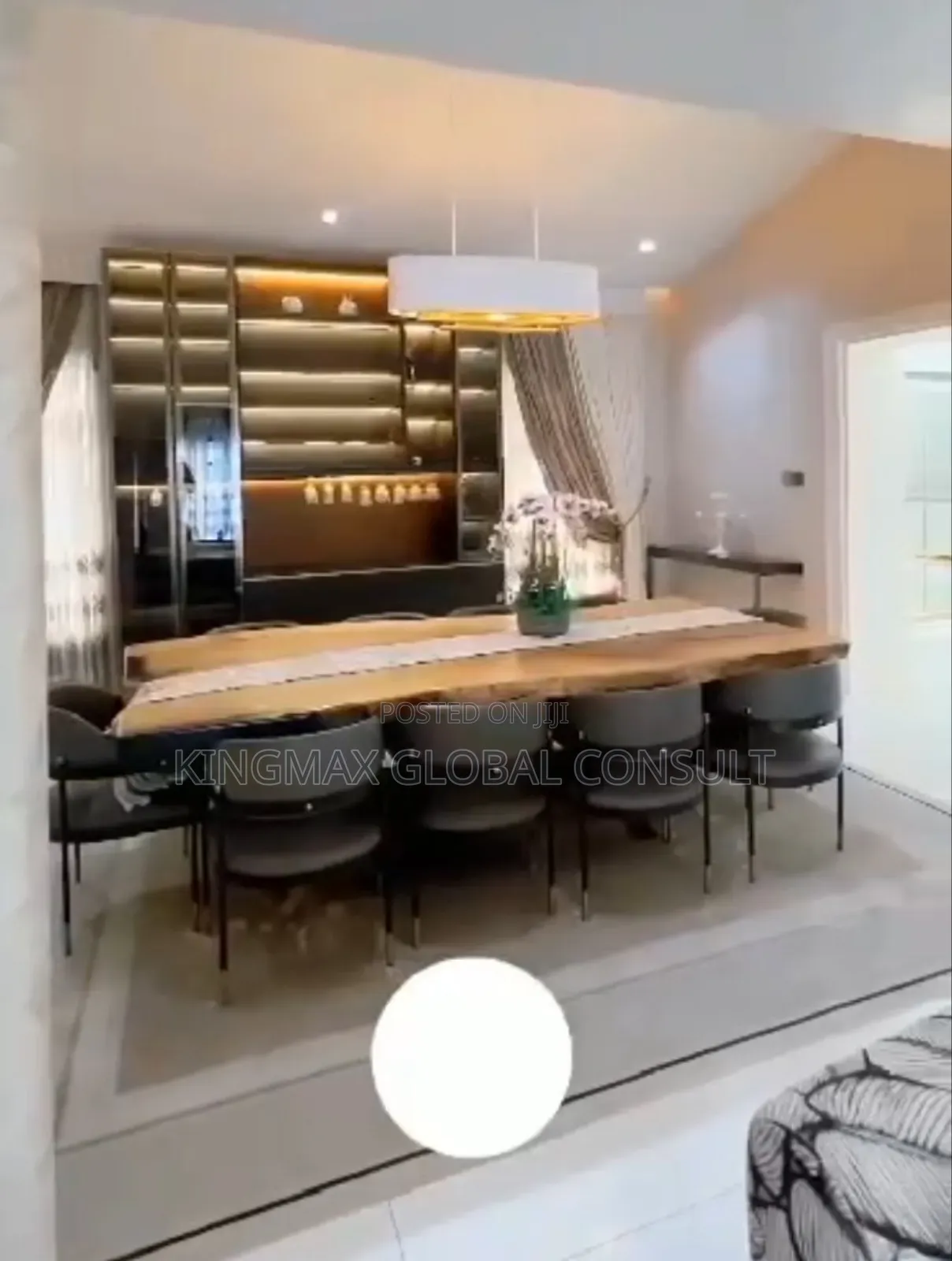 5bdrm Duplex in Guzape District for sale
