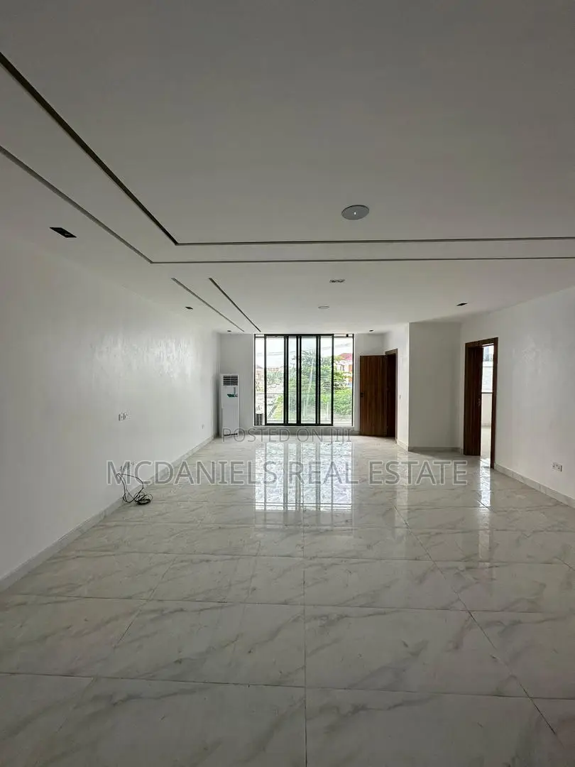 Furnished 2bdrm Apartment in Victoria Island Extension for sale