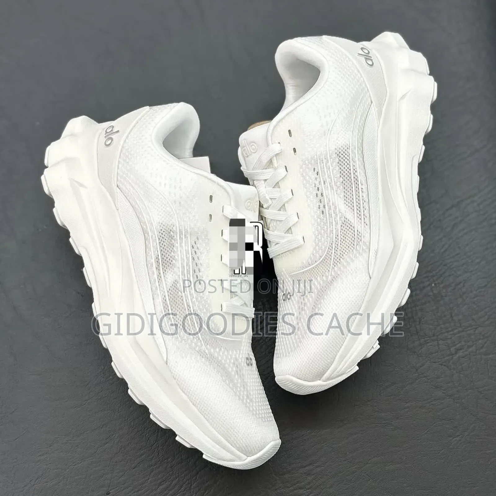 Alo Runner Performance Pink/White Size 38-40