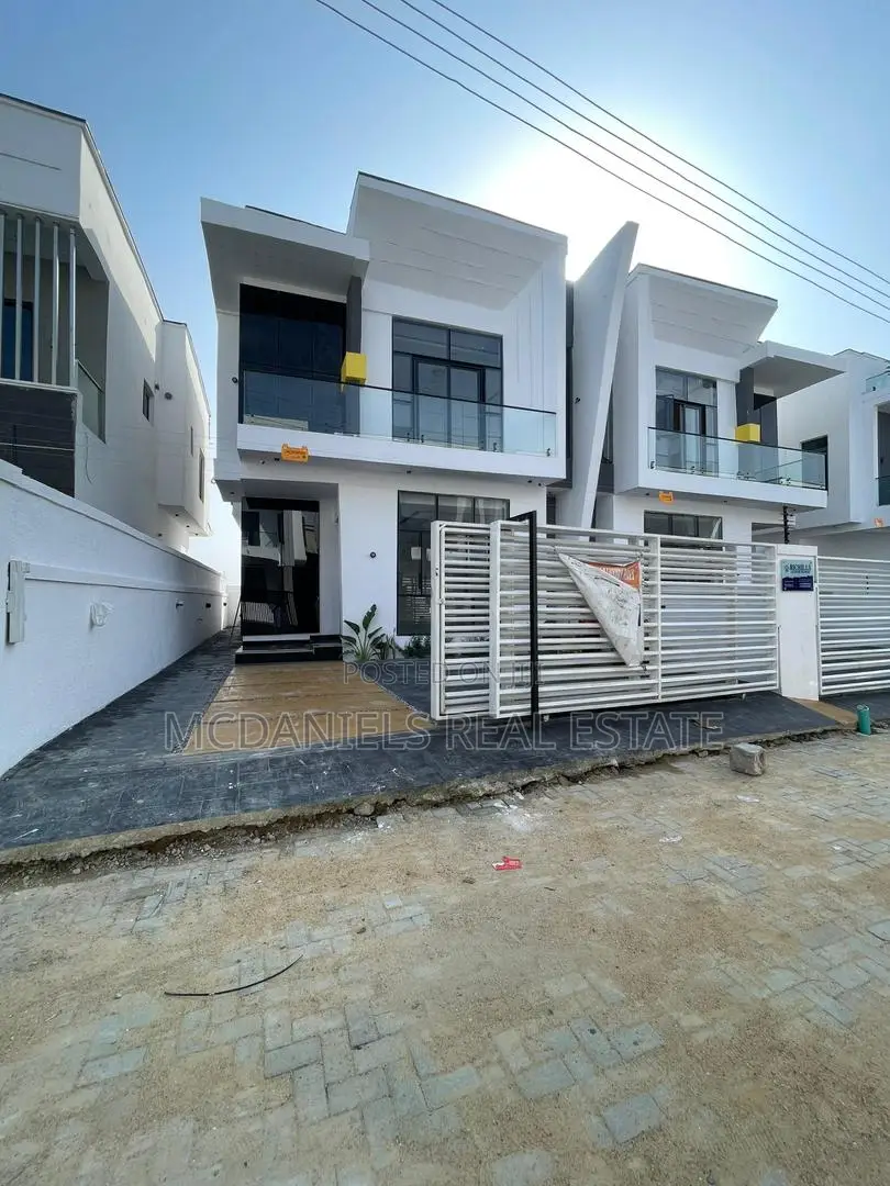 Furnished 4bdrm Duplex in VGC / Ajah for sale