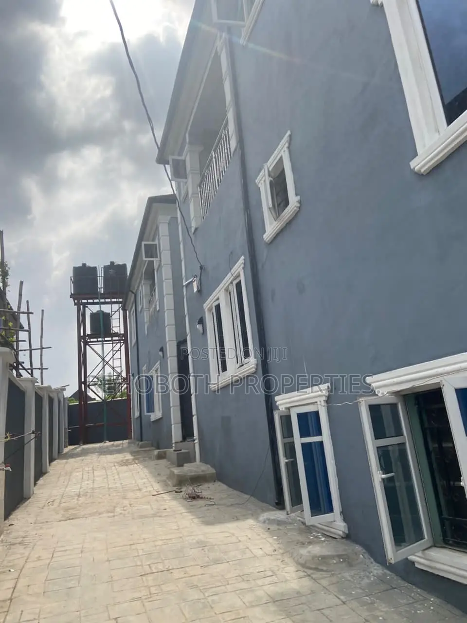 3bdrm Apartment in Mogonna, Akala Express for rent