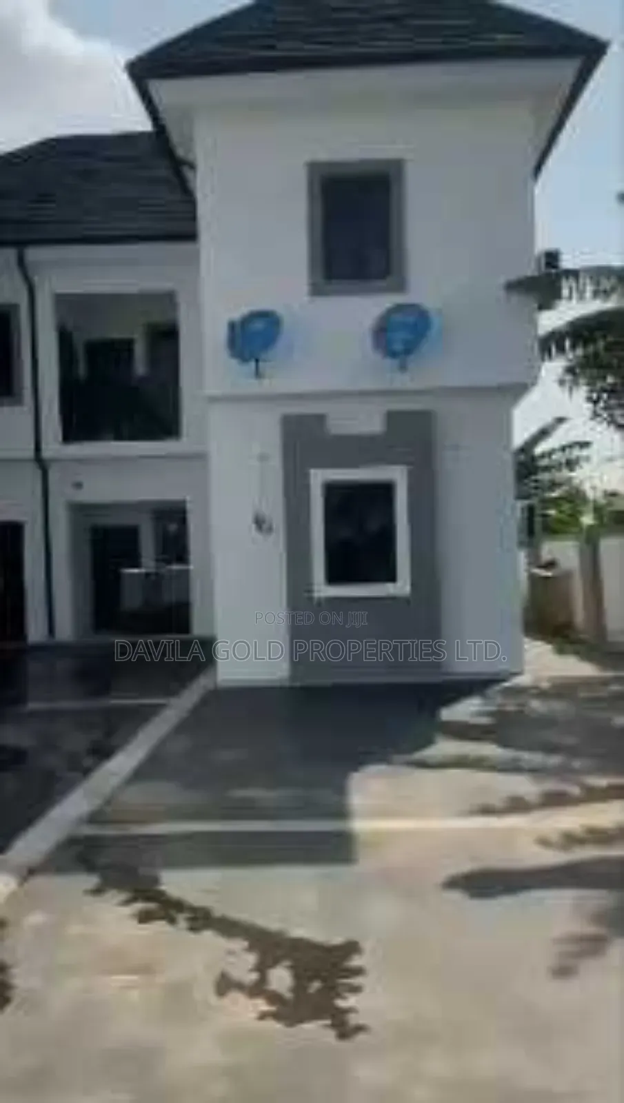 20bdrm Block of Flats in Benin City for sale