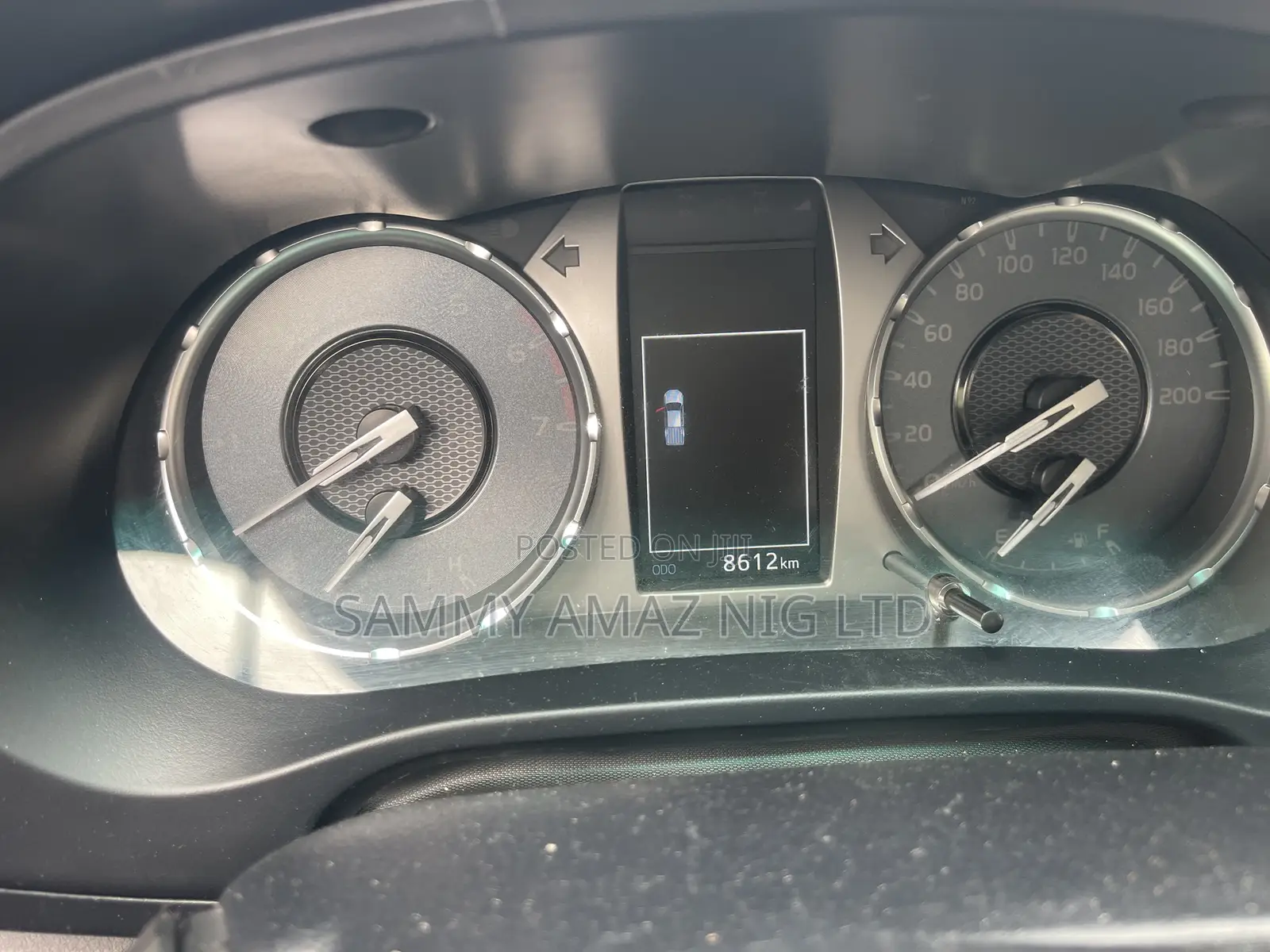 Toyota Hilux 2023 White
