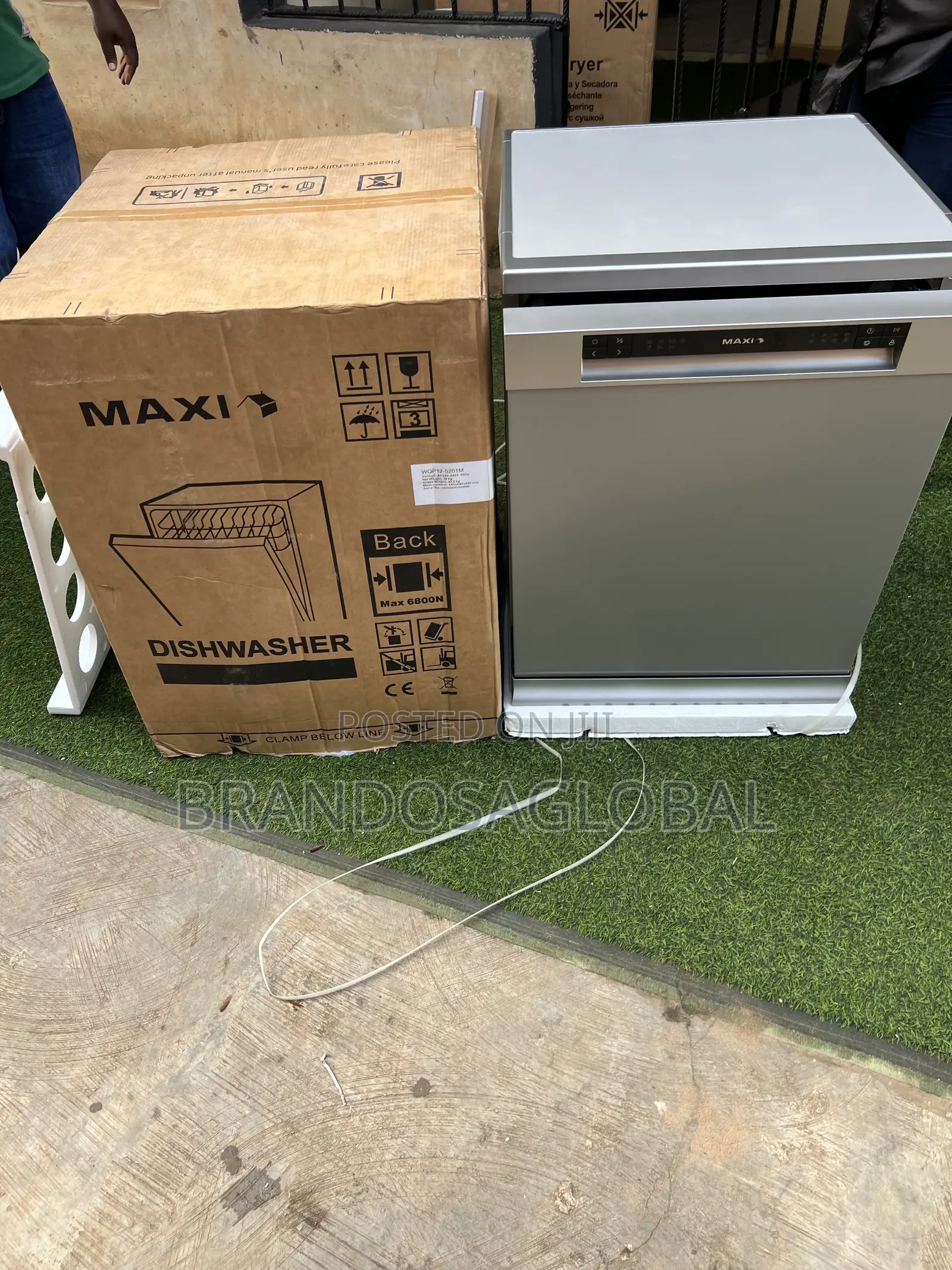 Maxi Wqp12-5201m Stylish Dishwasher for Modern Kitchens