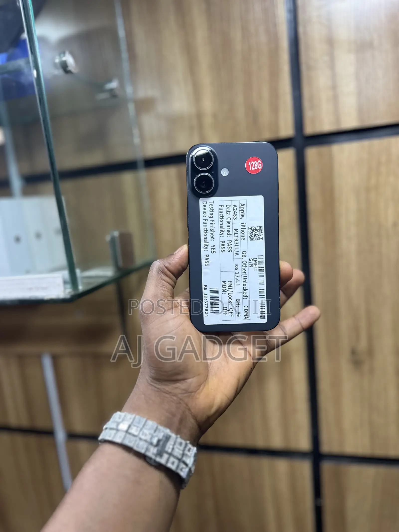 Apple iPhone 16 128 GB Black