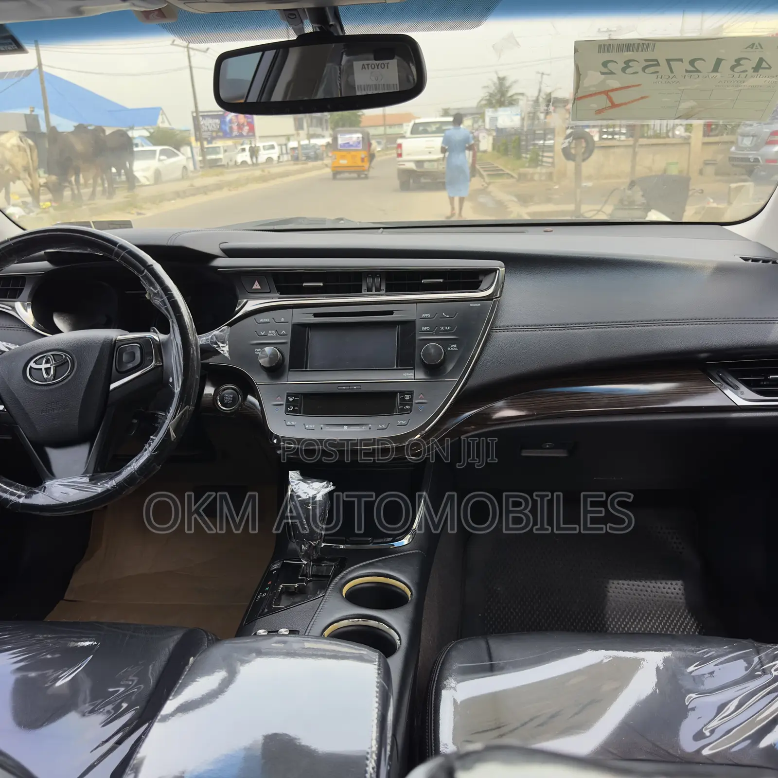 Toyota Avalon XLE Sedar FWD (3.5L 6cyl 6A) 2013 Gray