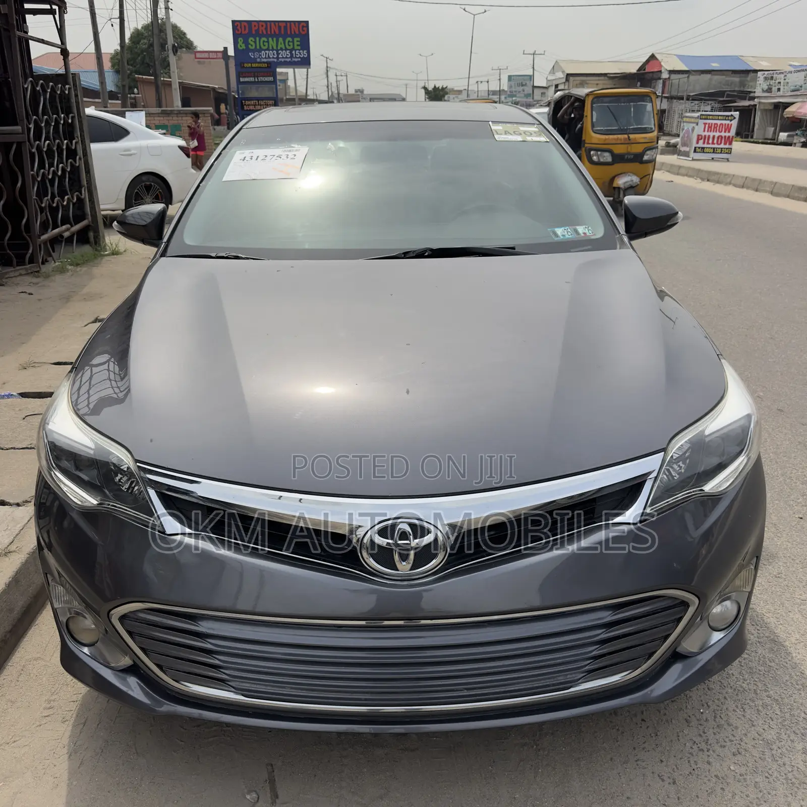 Toyota Avalon XLE Sedar FWD (3.5L 6cyl 6A) 2013 Gray