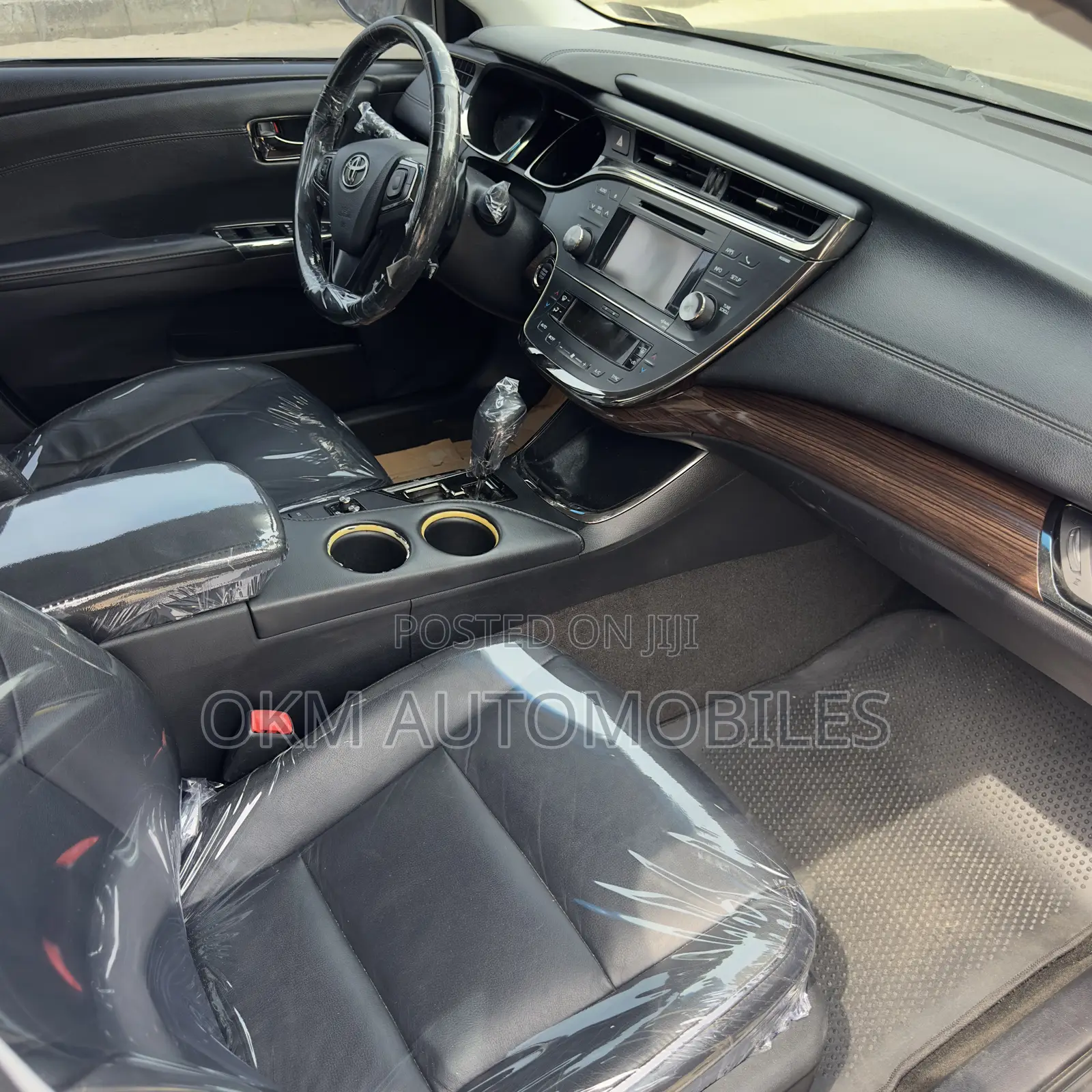 Toyota Avalon XLE Sedar FWD (3.5L 6cyl 6A) 2013 Gray