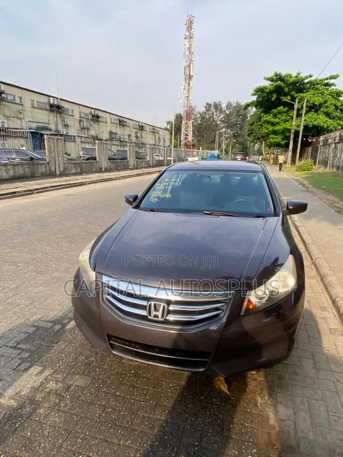 Honda Accord Sedan SE 2012 Brown