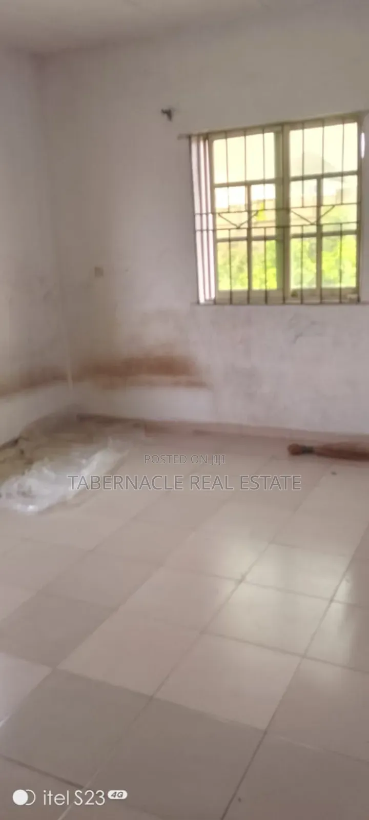 2bdrm Apartment in Bello Sholebo for rent