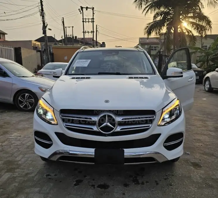 Mercedes-Benz GLE-Class 2018 White