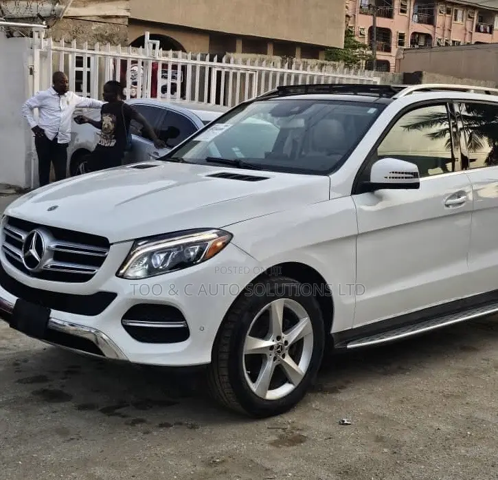 Mercedes-Benz GLE-Class 2018 White