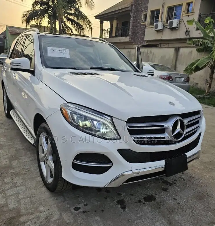 Mercedes-Benz GLE-Class 2018 White