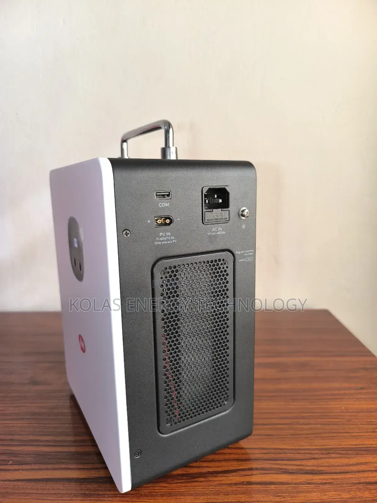 1000wh / 500watts Itel Power Tank