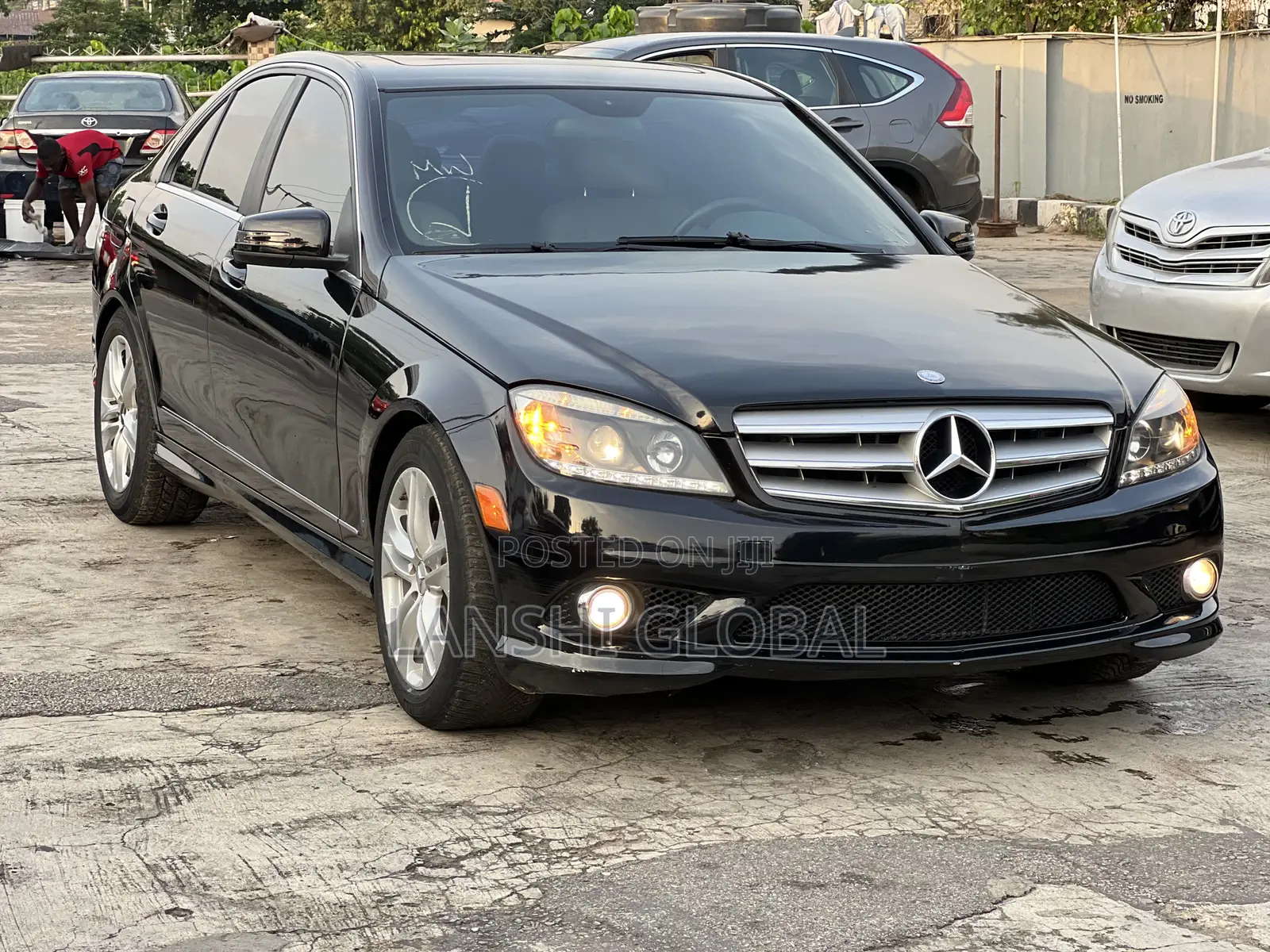 Mercedes-Benz C300 Luxury Sedan RWD (3.0L 6cyl 7A) 2010 Black