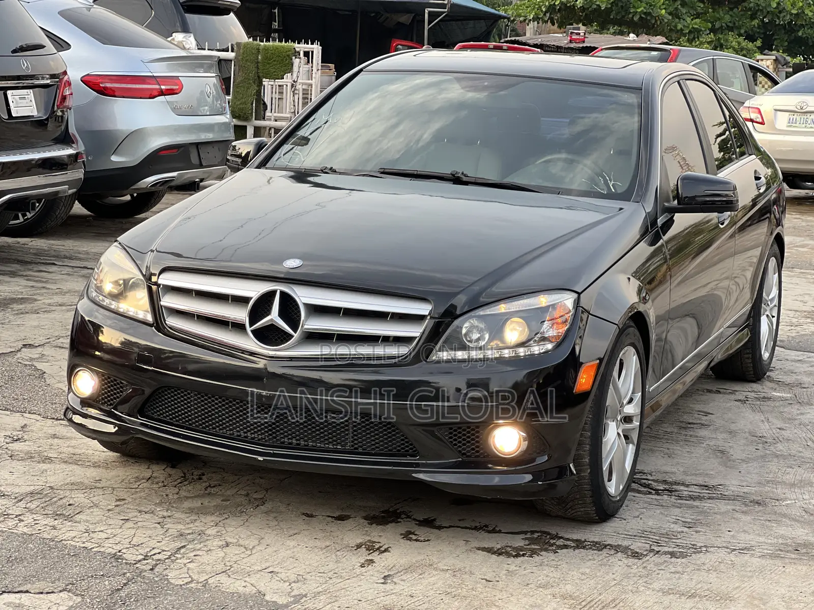 Mercedes-Benz C300 Luxury Sedan RWD (3.0L 6cyl 7A) 2010 Black