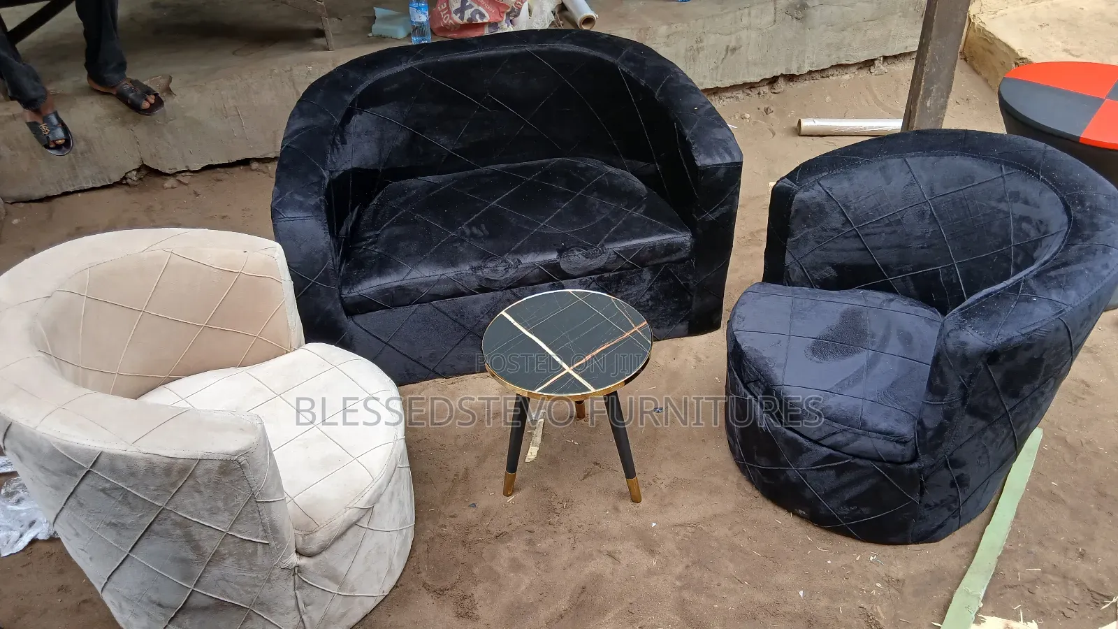 Set of Sofa Chair 1 Double and 2 Side With 1 Side Stool