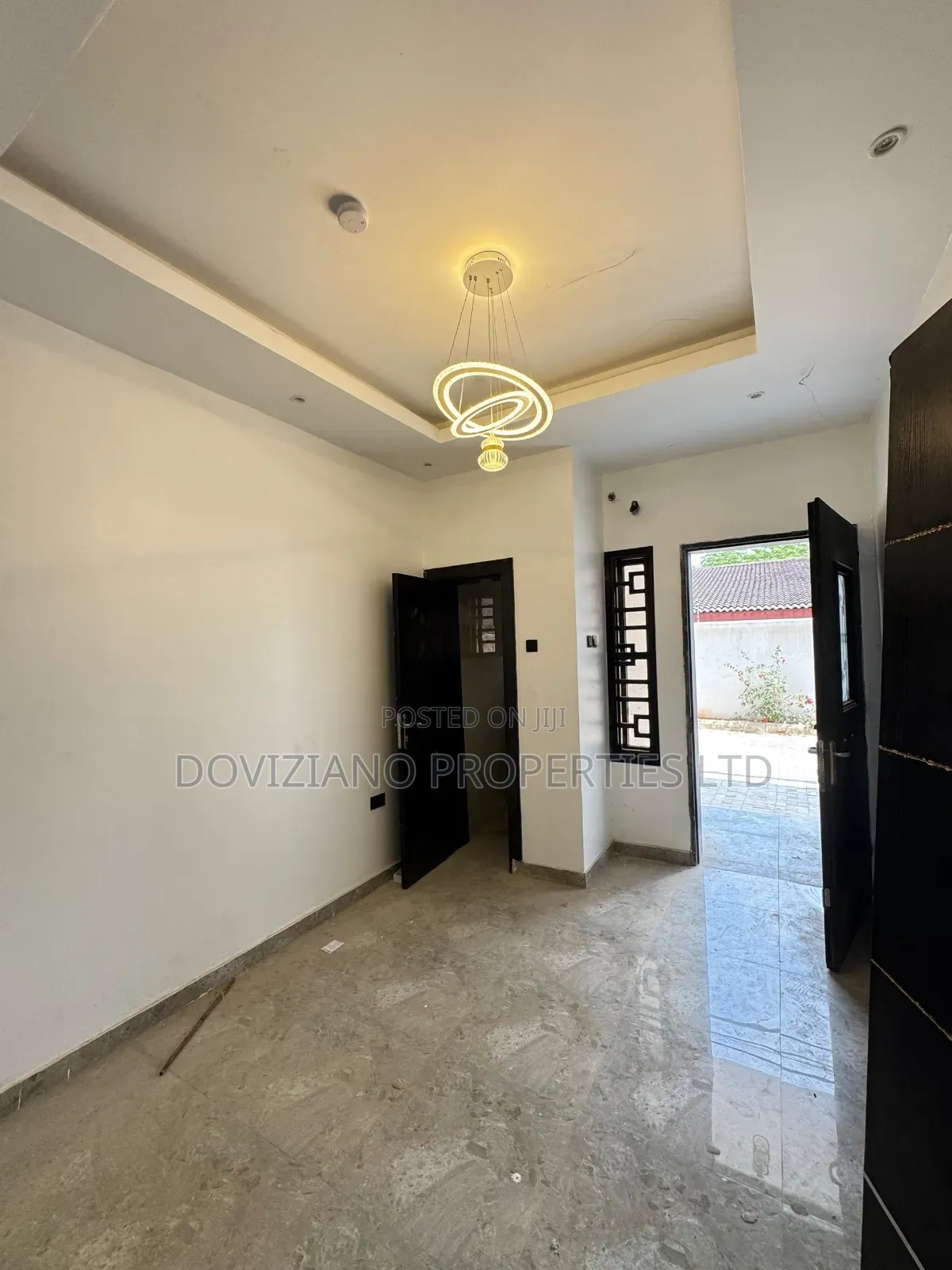 6bdrm Duplex in Banana Island for rent