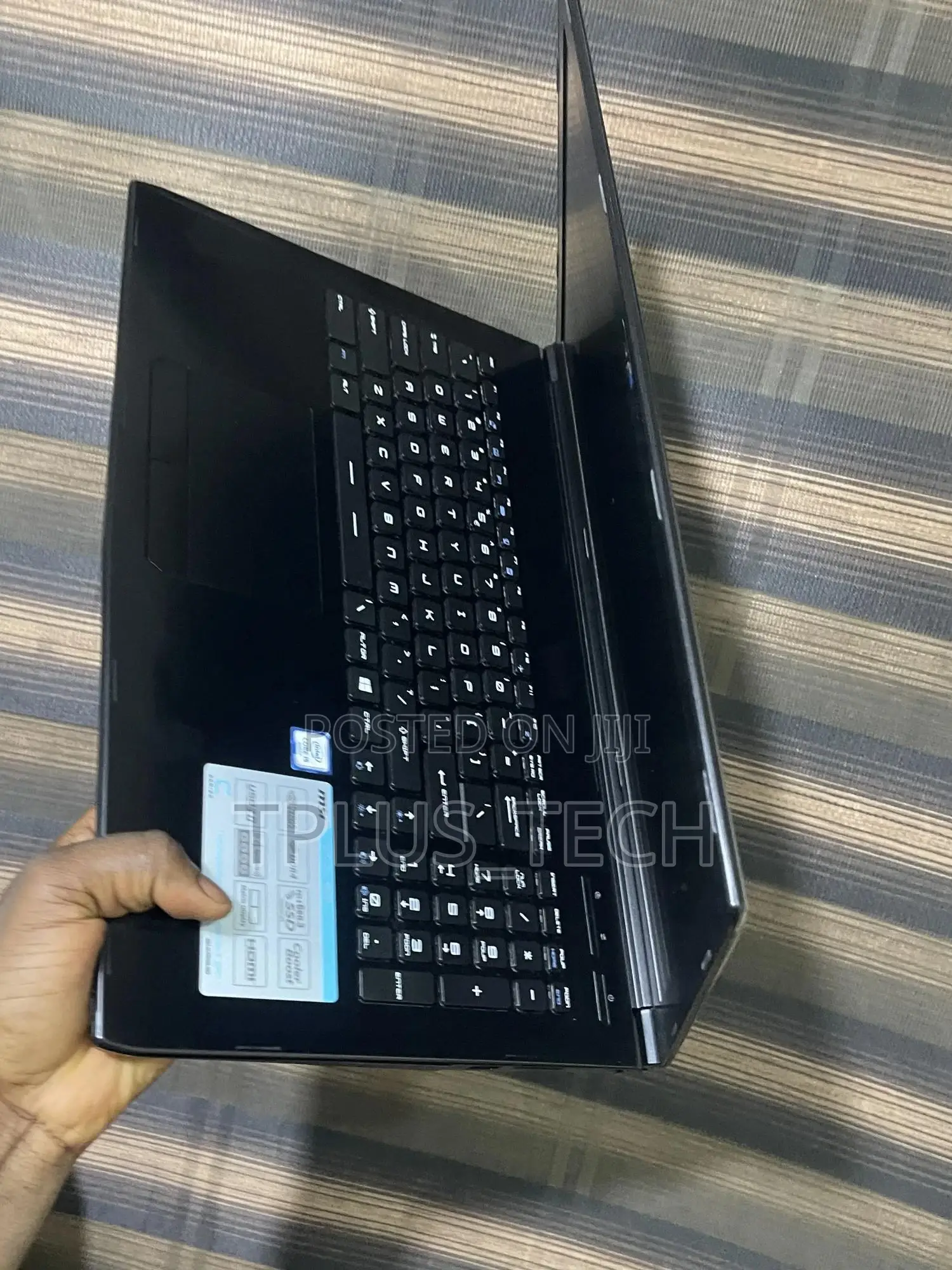 Laptop MSI CX61 2OD 8GB Intel Core i5 HDD+SSD 500GB