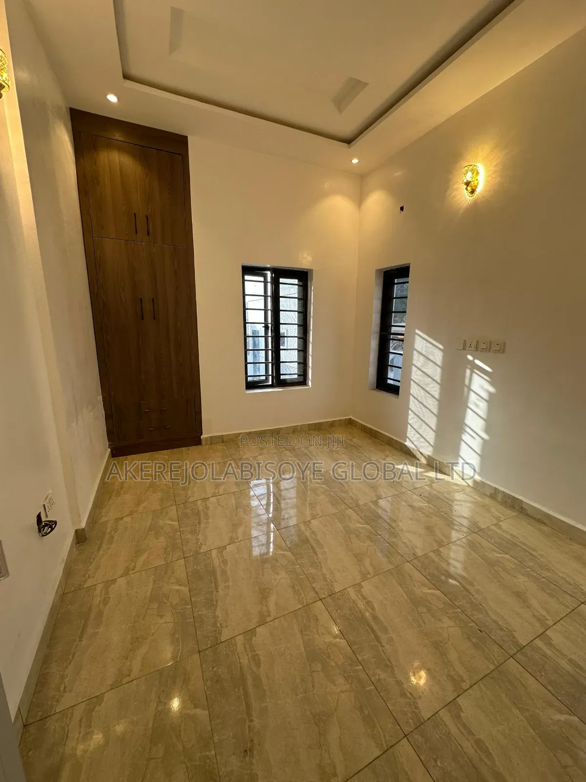 4bdrm Bungalow in In An Estate for sale