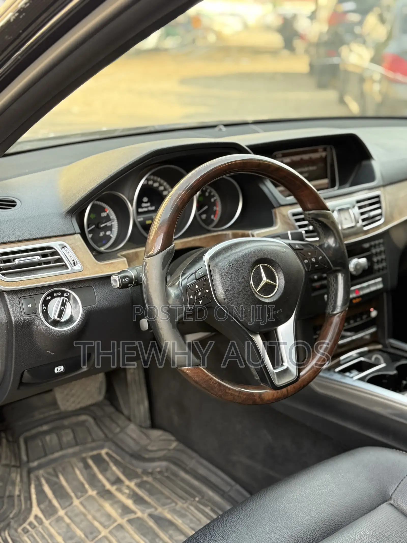 Mercedes-Benz E350 Base 4dr Sedan RWD (3.5L 6cyl 7A) 2014 Black