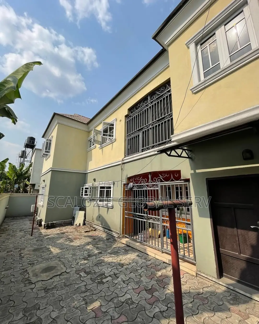 3bdrm Block of Flats in Eliozu Eneka Link for sale