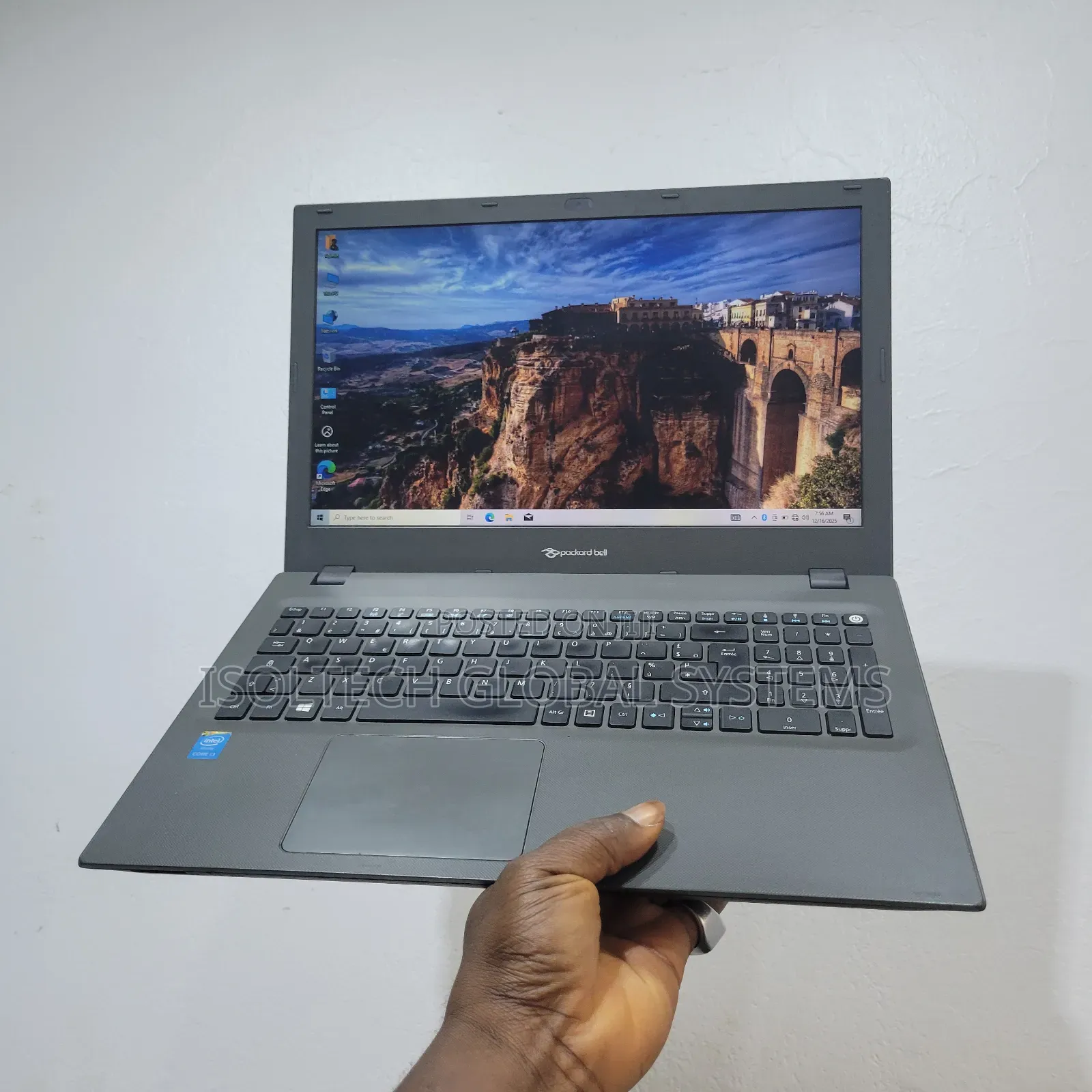 Laptop Acer 8GB Intel Core i3 HDD 750GB