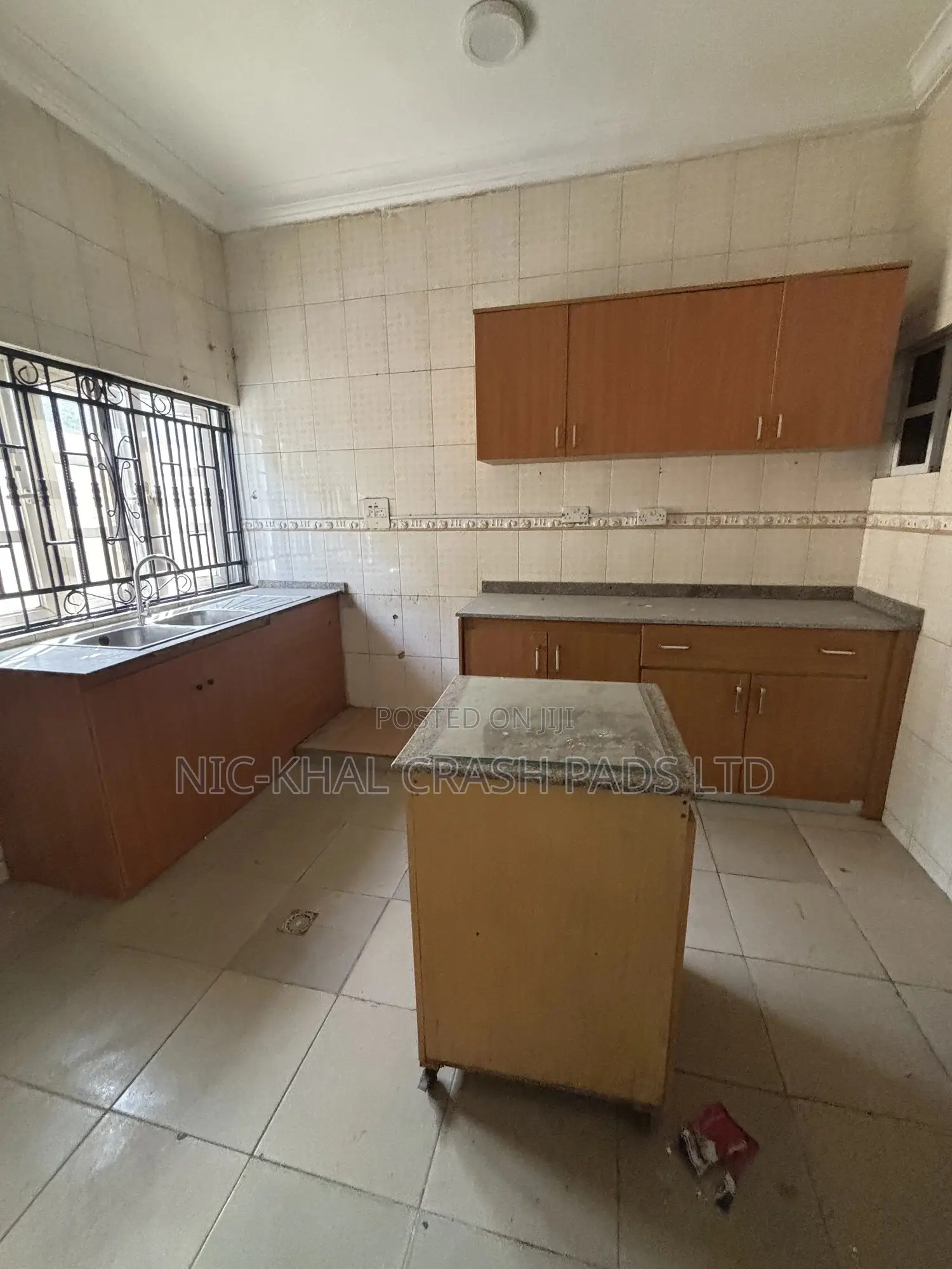 4bdrm Townhouse / Terrace in Jabi for rent