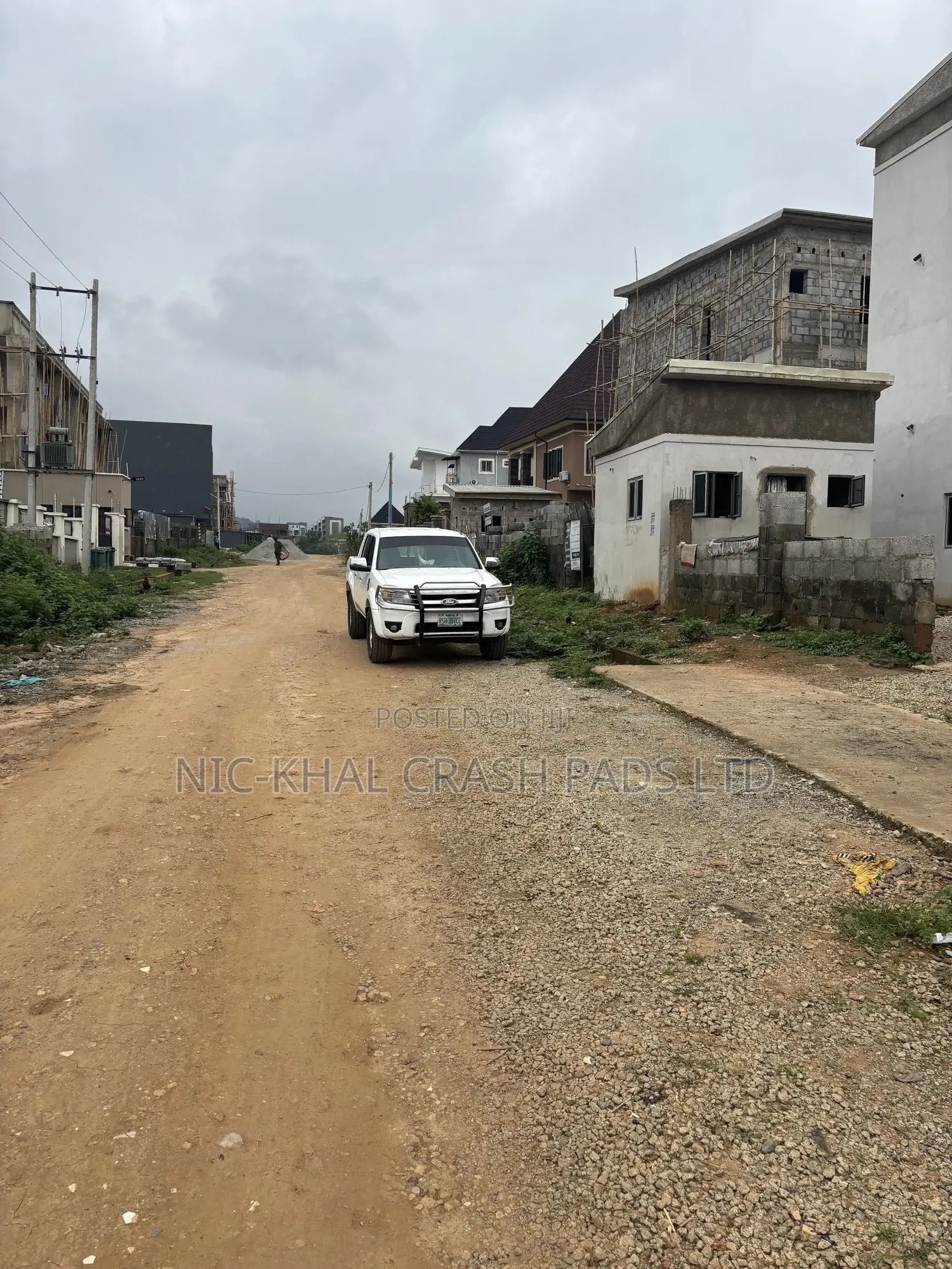 4bdrm Duplex in Dape for sale