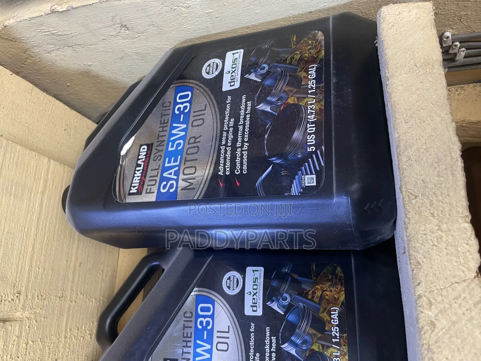 Kirkland Fully Synthetic Engine Motor Oil 5w-30
