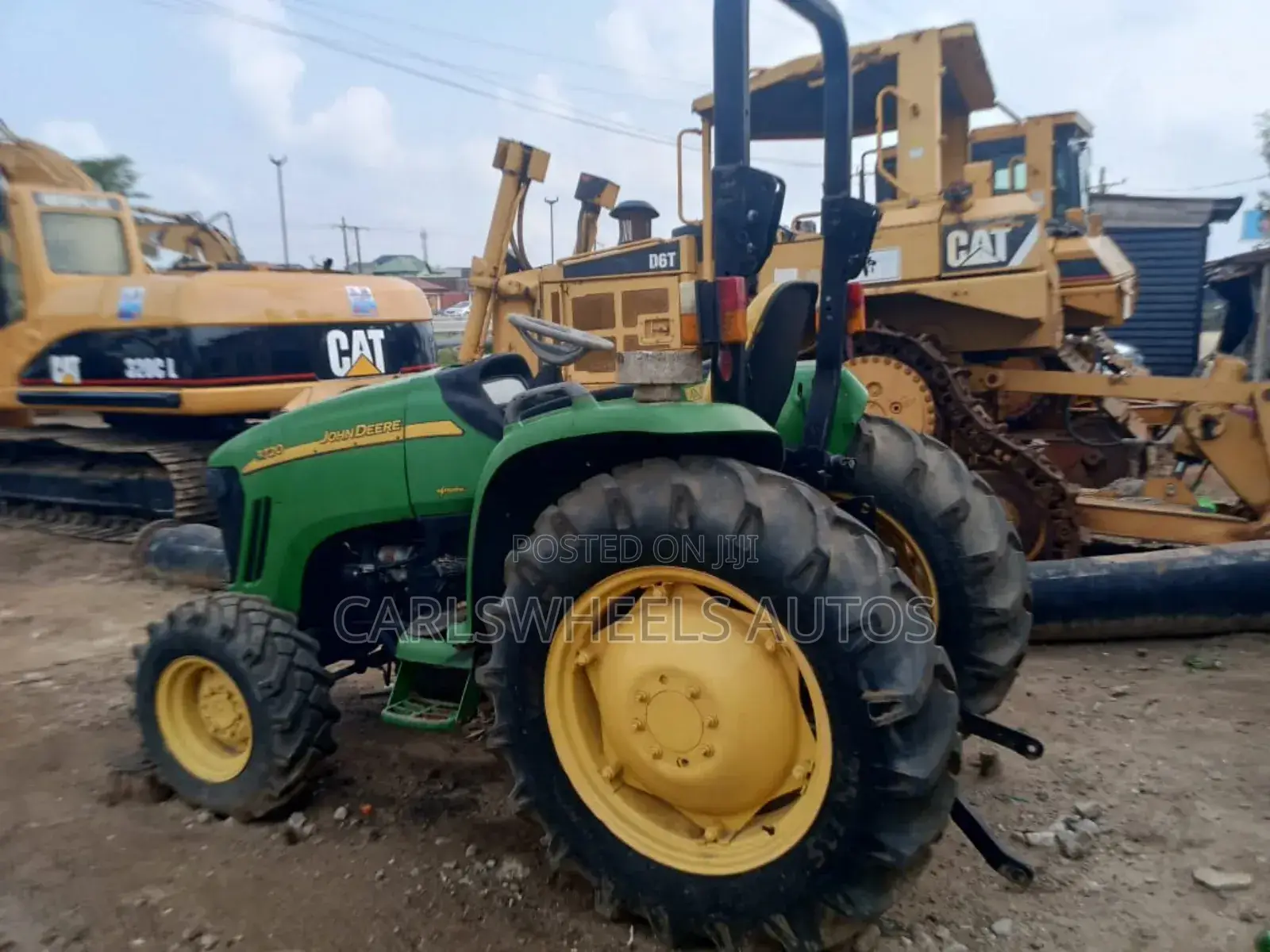 Fairly Nigerian Used John Deere 3720 Tractor.