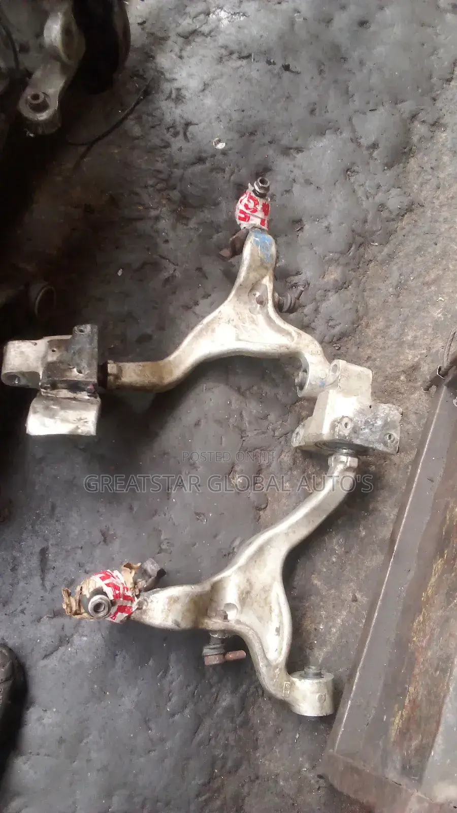 Infiniti Q50, Mx35 Etc Front Low Arms 4wd