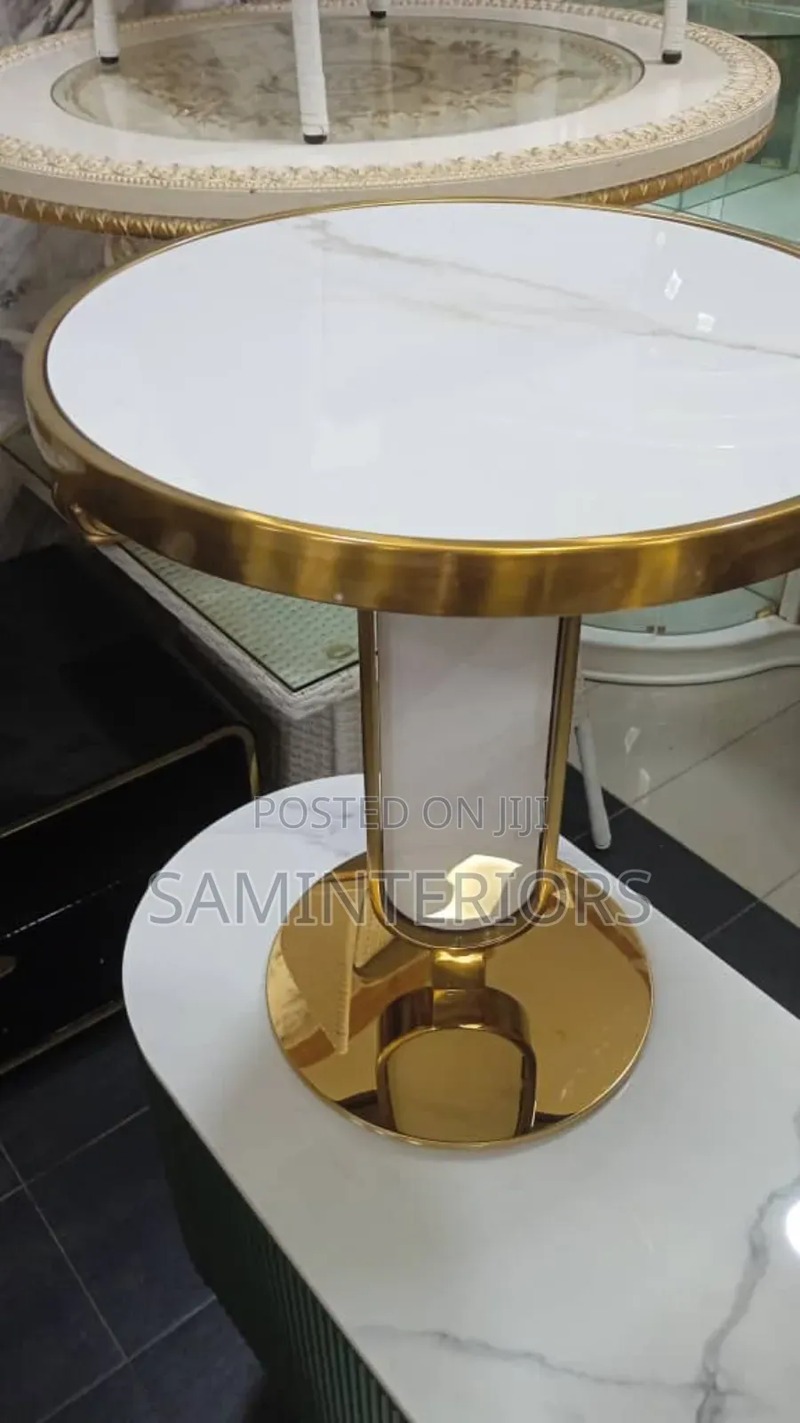 Modern and Luxury Side Stool of Gold and White Top