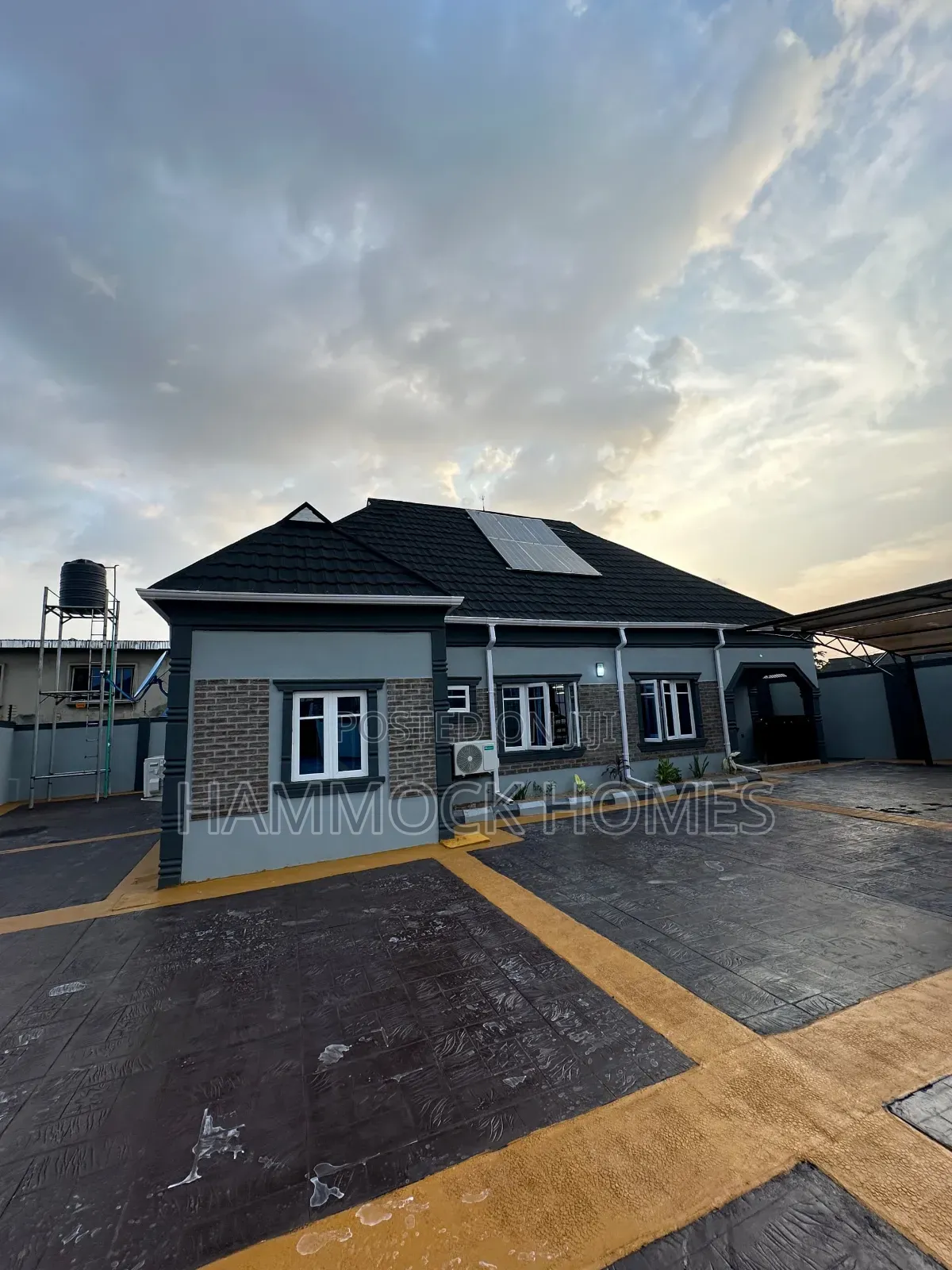 3bdrm Bungalow in Alafara Estate, Jericho for sale