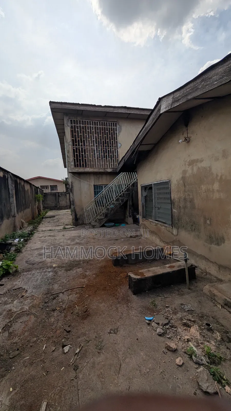 5bdrm Duplex in Bolajoko Estate, Akobo for sale