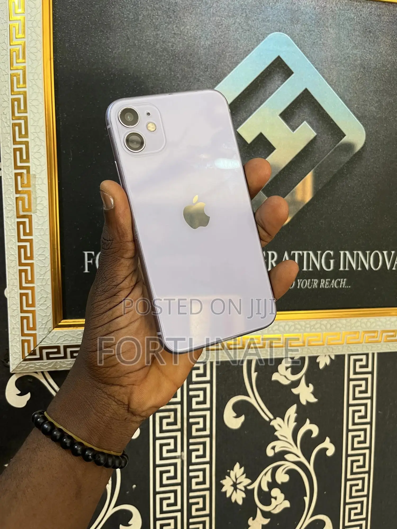 Apple iPhone 11 64 GB Purple