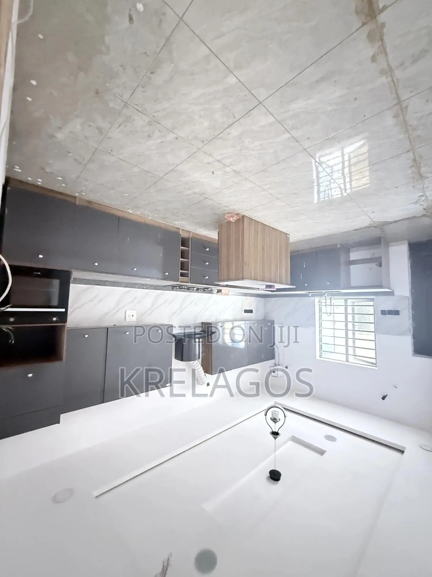 4bdrm Duplex in Ado / Ajah for sale
