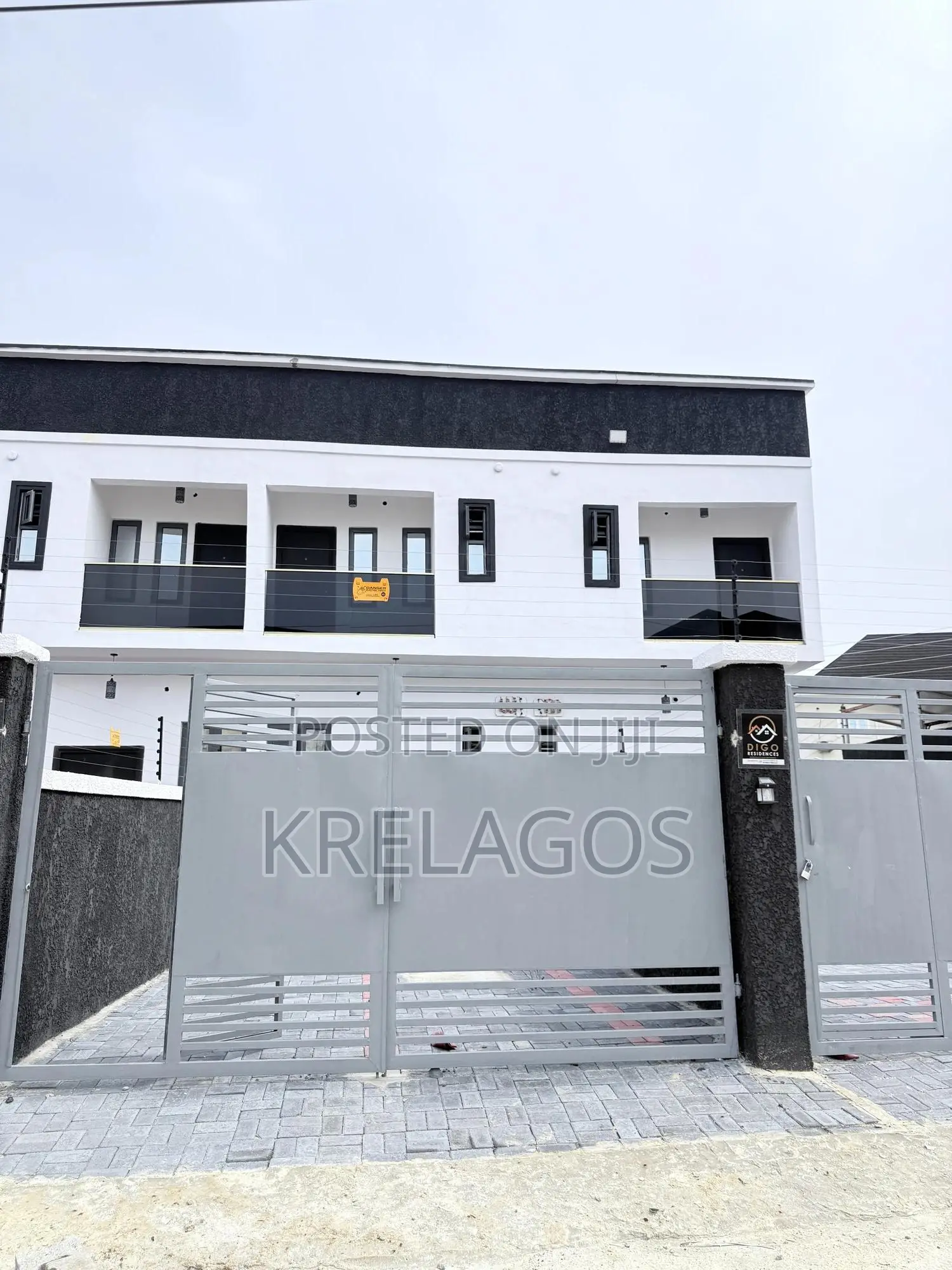2bdrm Duplex in Sangotedo for sale
