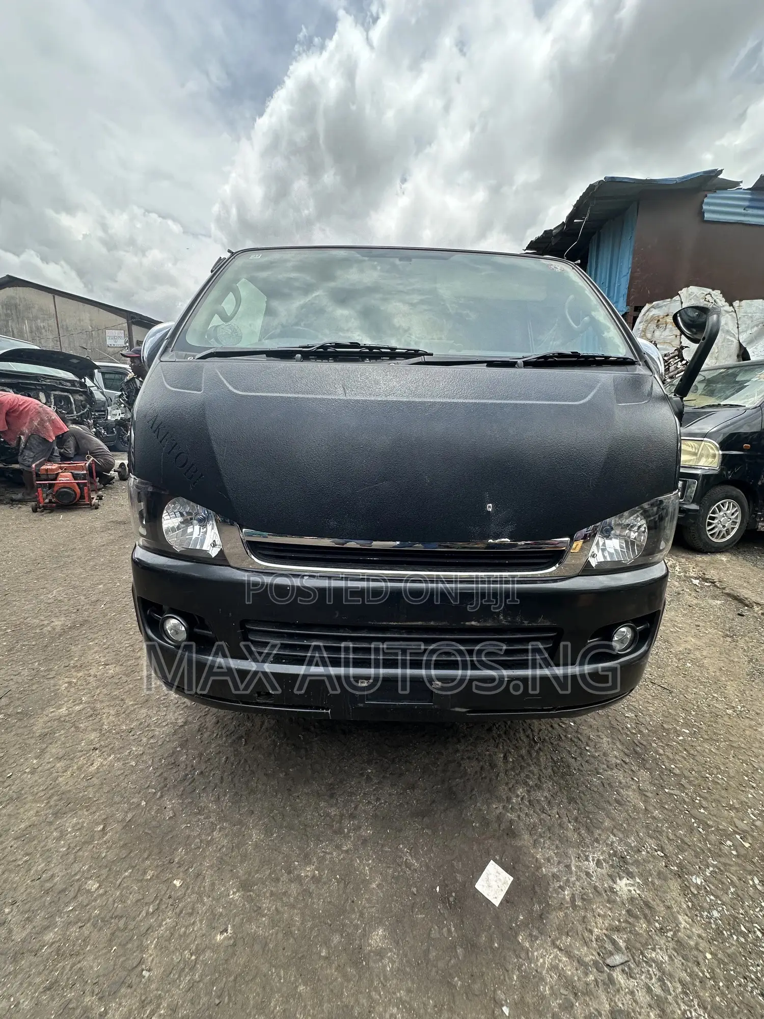 Toyota HiAce 2012 Black