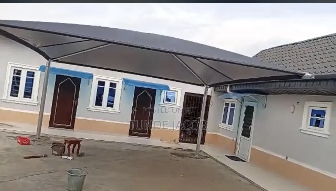 Carport Made With Full Galvanized Steel And Uv Waterproof Material