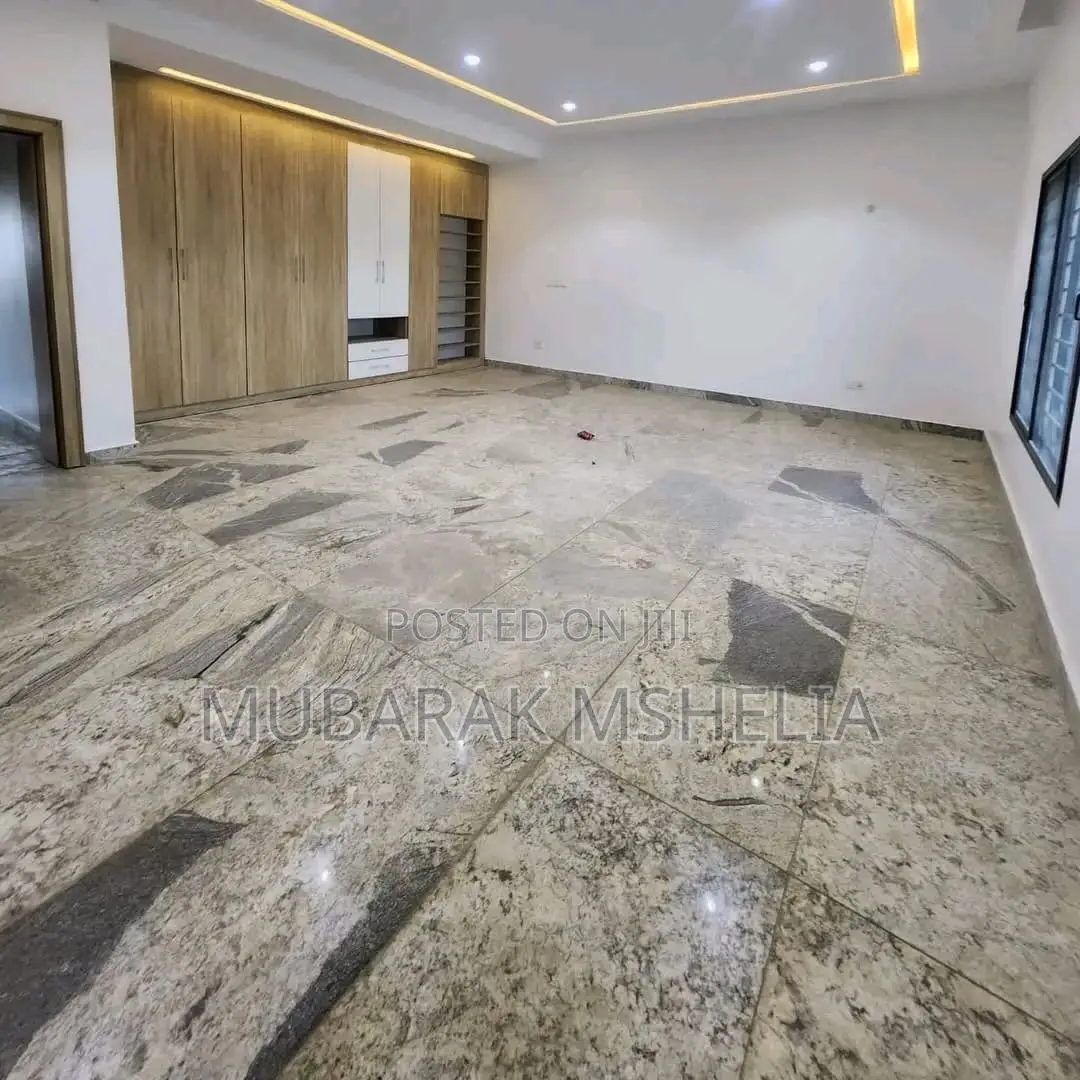 4bdrm House in Katampe Extension for sale