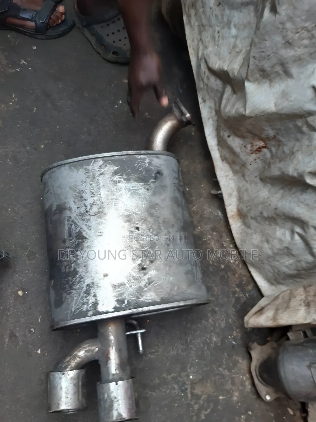 Back Exhaust Port for Toyota Camry 2018 Model 4plug