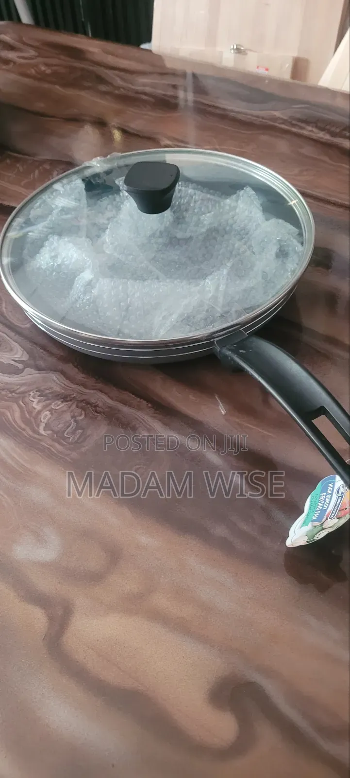 High Quality Frying Pan . (Aluminium and Non Sticky Frying Pan)