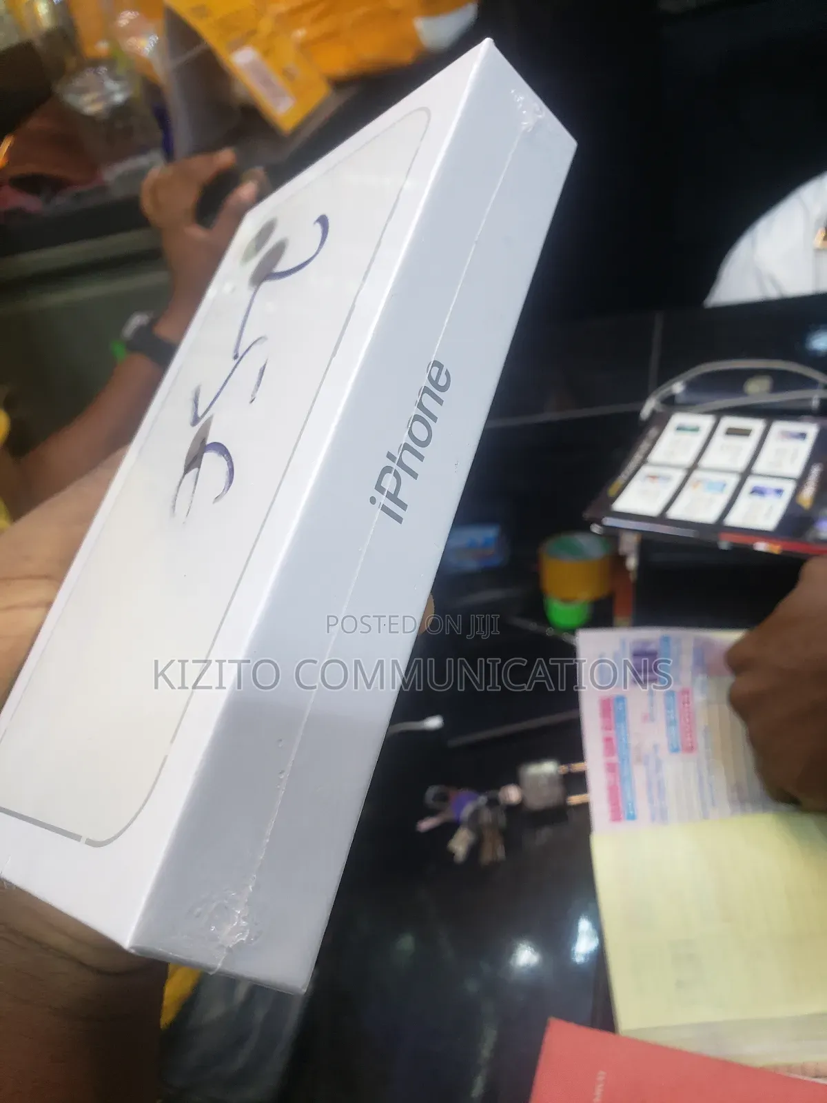 New Apple iPhone 13 256 GB White