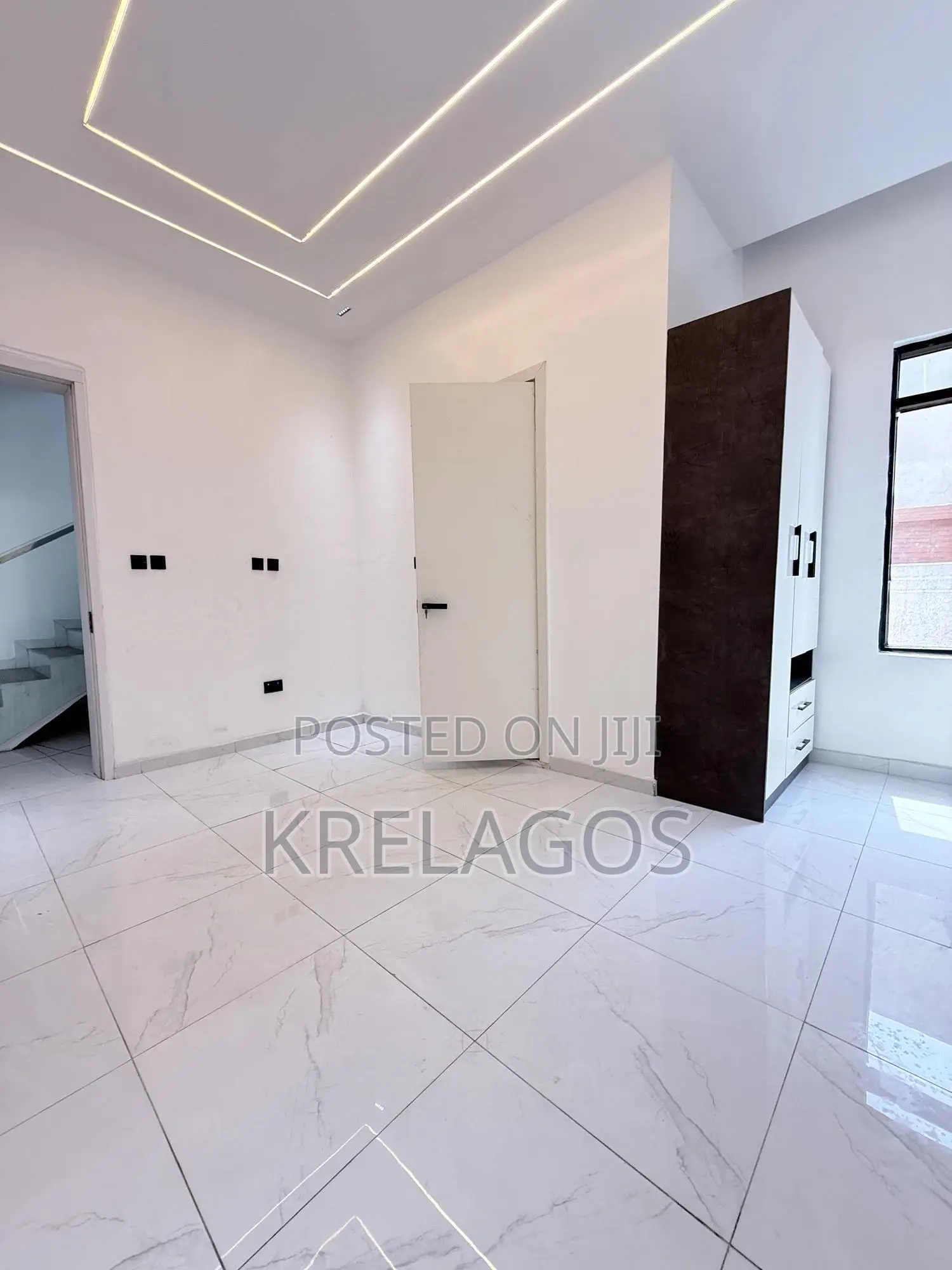 4bdrm Duplex in Osapa london for sale